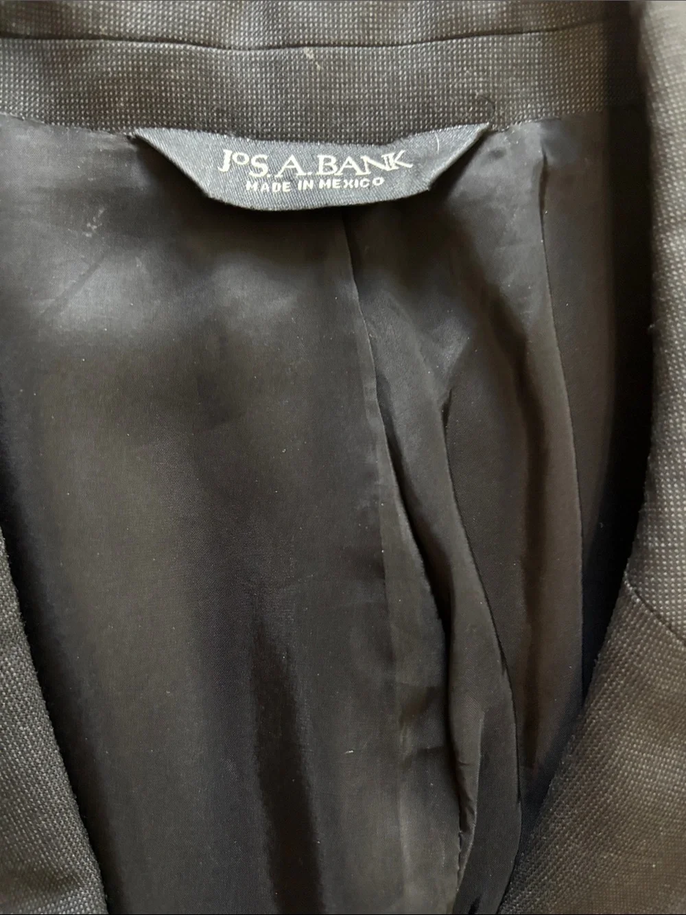 Jos. A. Bank charcoal 2-Button Men’s 44R 36x28 Classic Business Formal
